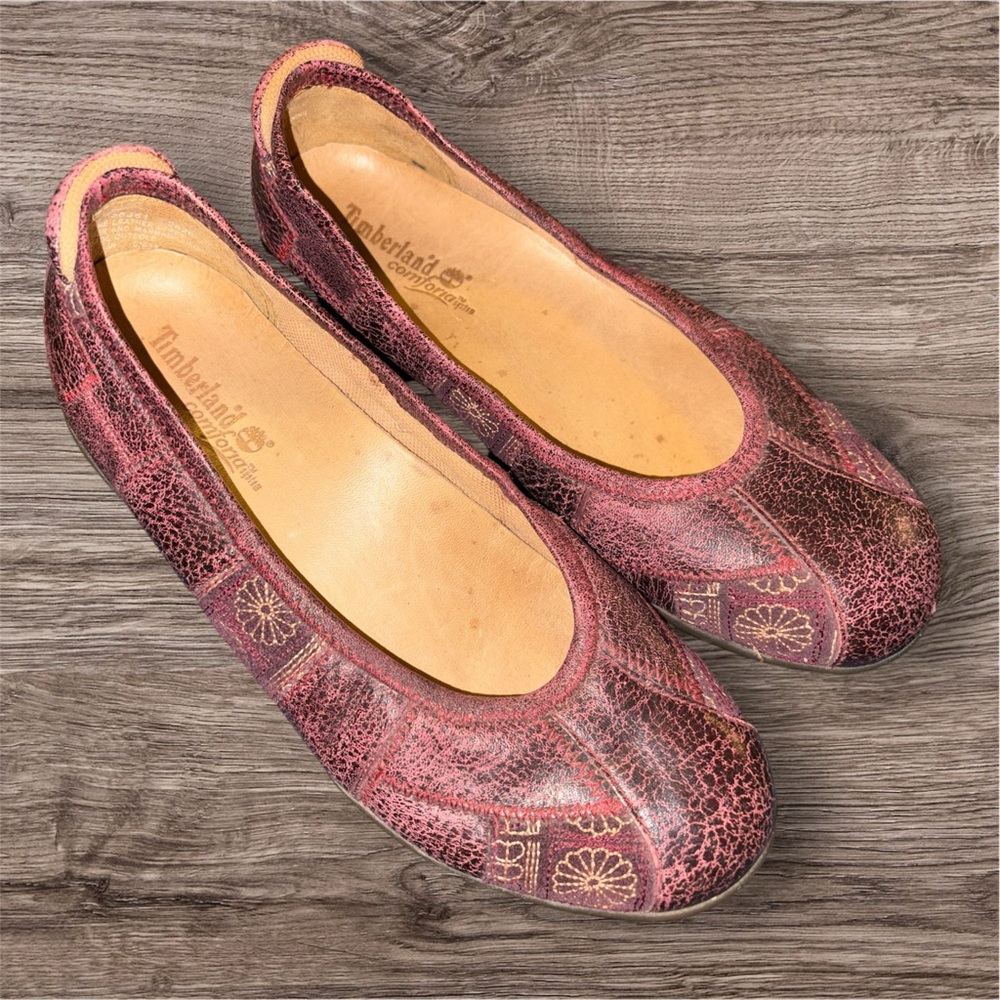Timberland Women's Distressed Pink Loafers